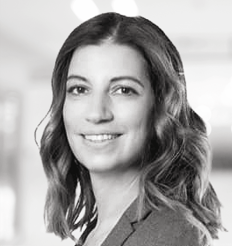 
					Карина<br class="hide-xs"> Суреновна<br> Саркисян