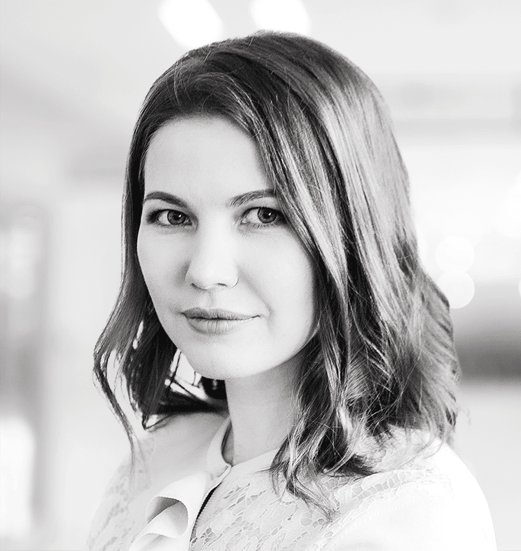 
				Юлия<br class="hide-xs"> Сергеевна<br> Сазыкина